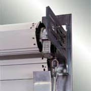 Промышленные автоматические рулонные ворота Teckentrup: внутривальный привод не занимает бокового пространства